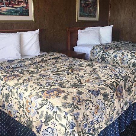 Sky Palace Inn & Suits Of El Dorado Exterior photo