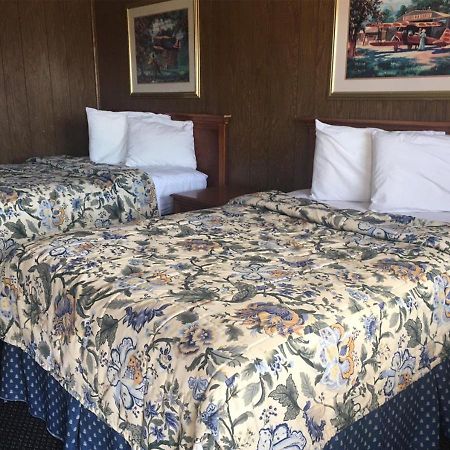 Sky Palace Inn & Suits Of El Dorado Exterior photo
